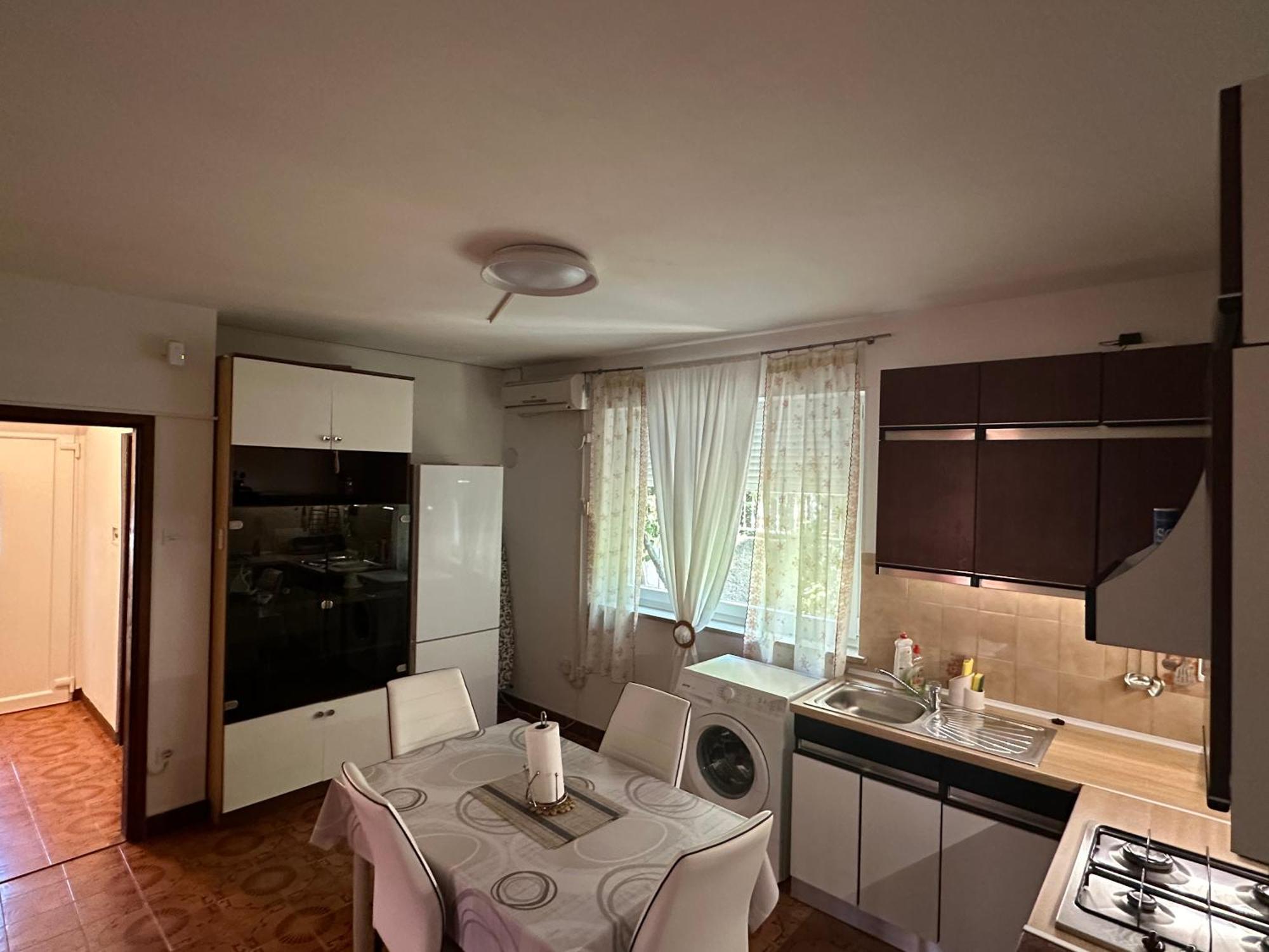 Apartmani Ira 茨里克韦尼察 外观 照片