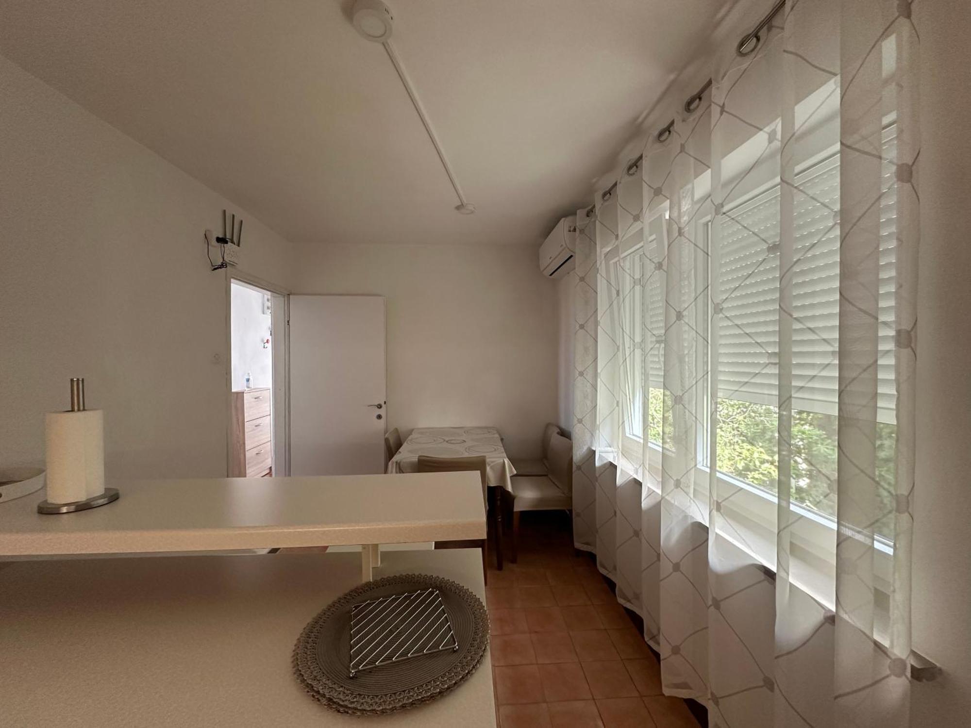 Apartmani Ira 茨里克韦尼察 外观 照片